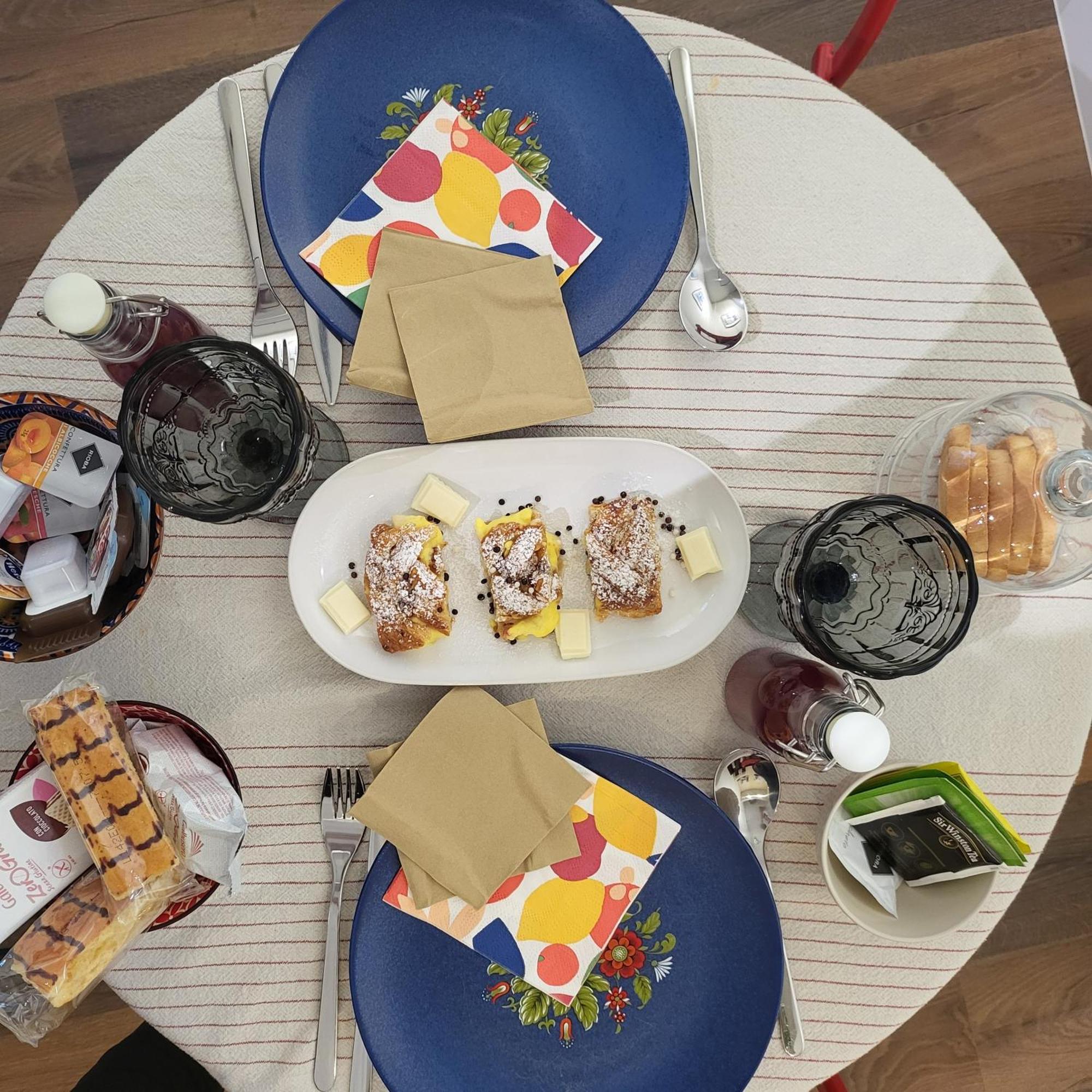 La Dimora Dell'Arte Bed & Breakfast Bari Bagian luar foto