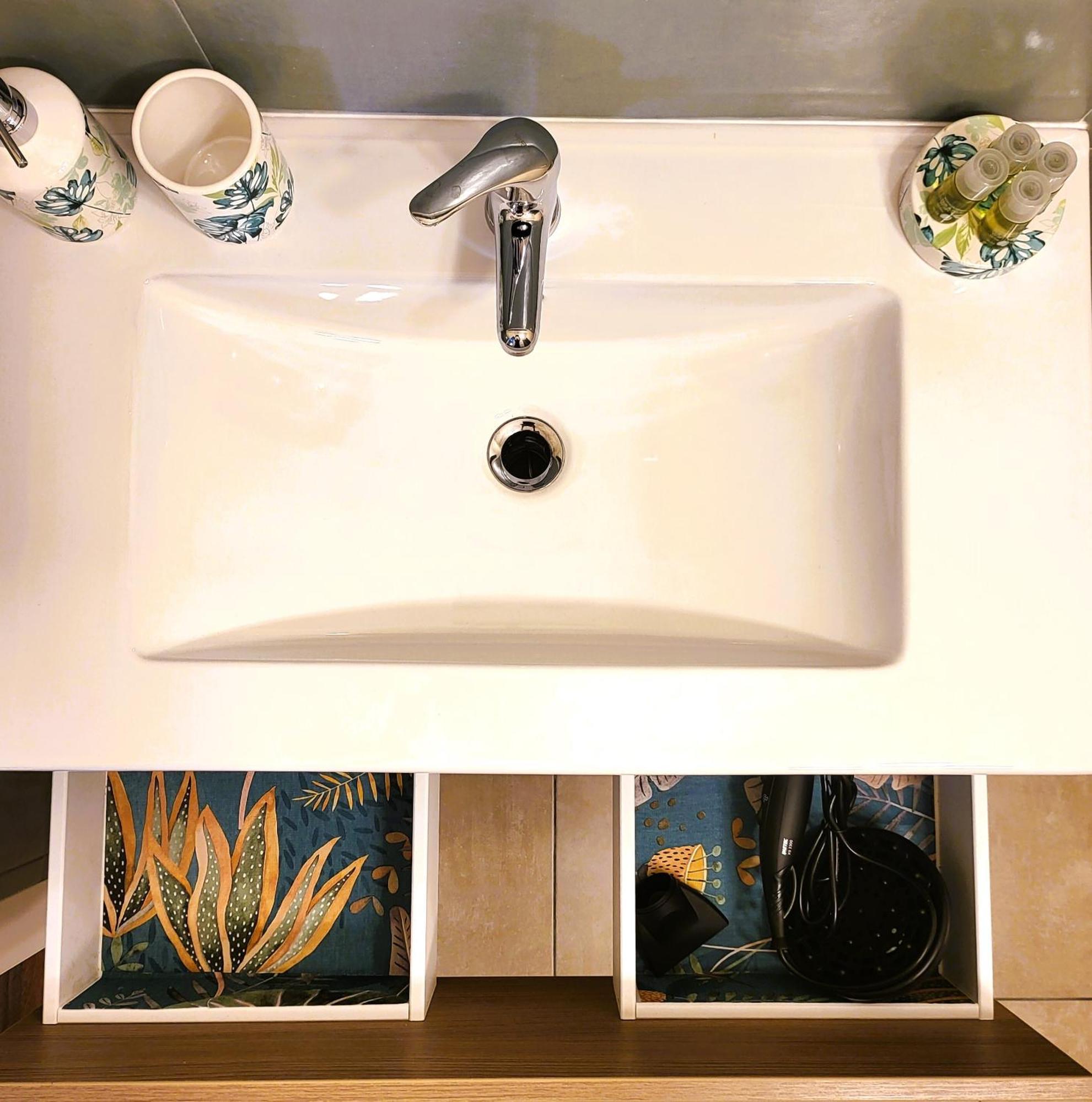 La Dimora Dell'Arte Bed & Breakfast Bari Bagian luar foto
