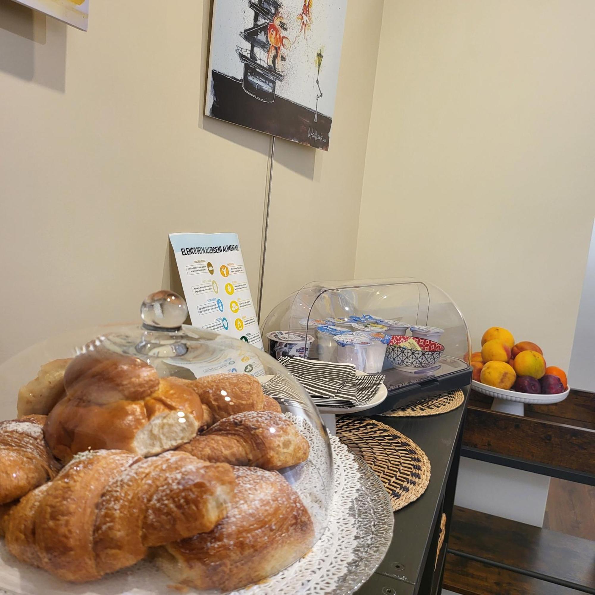 La Dimora Dell'Arte Bed & Breakfast Bari Bagian luar foto