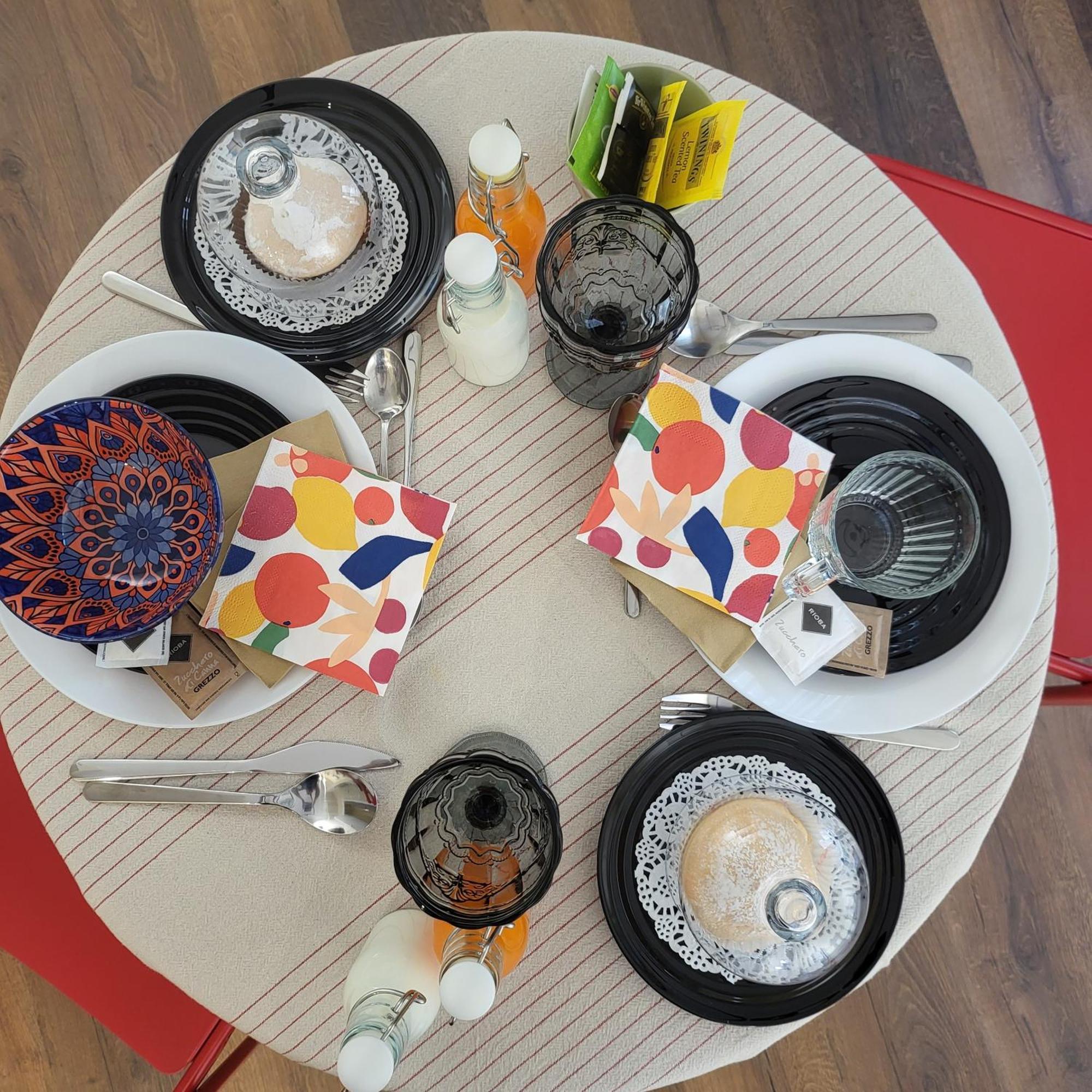 La Dimora Dell'Arte Bed & Breakfast Bari Bagian luar foto