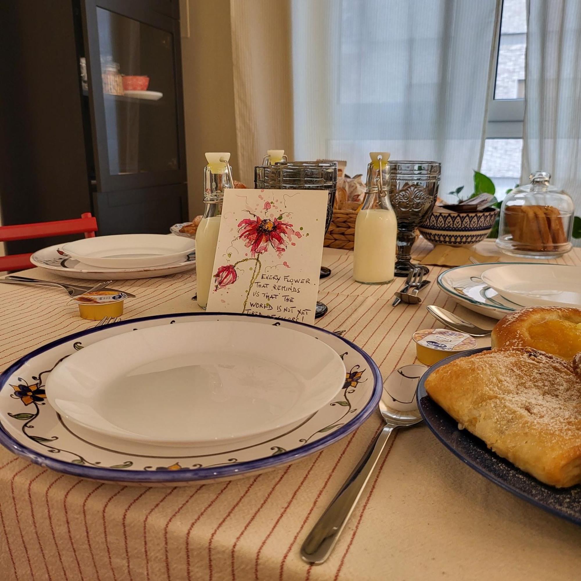 La Dimora Dell'Arte Bed & Breakfast Bari Bagian luar foto