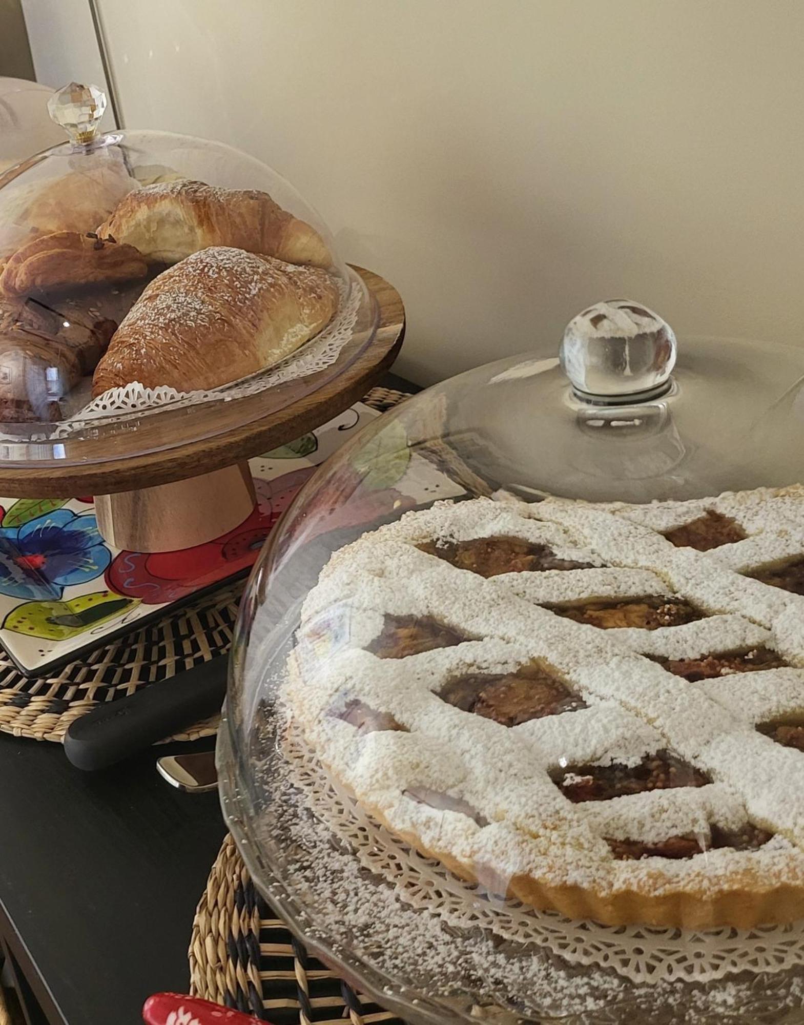 La Dimora Dell'Arte Bed & Breakfast Bari Bagian luar foto