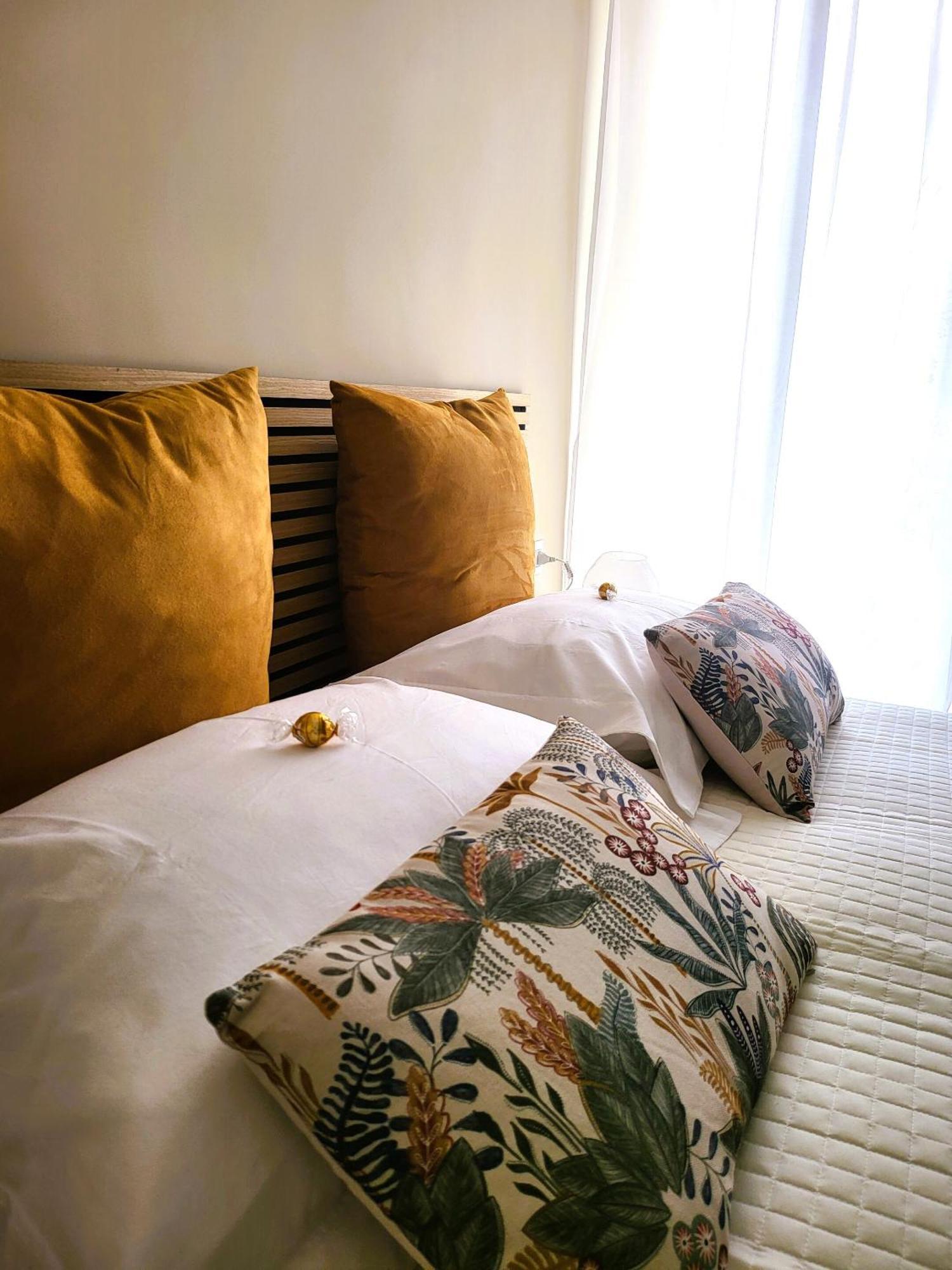 La Dimora Dell'Arte Bed & Breakfast Bari Bagian luar foto